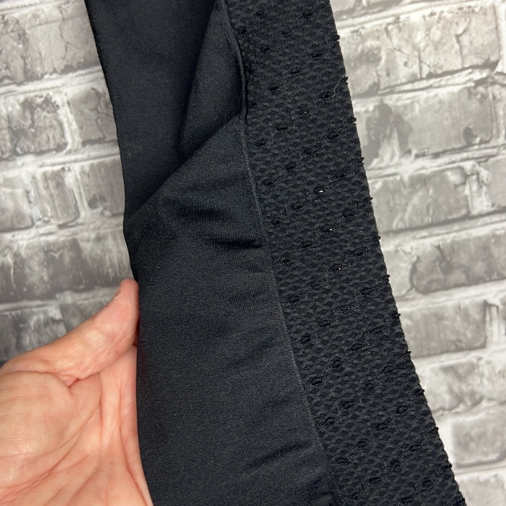 Fabletics - Picture 3 of 7